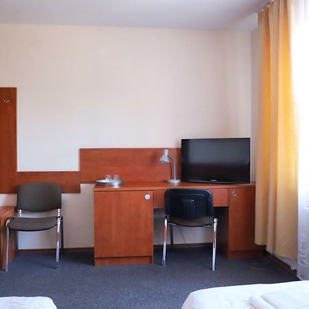 Hotel Julianow Warszawa Eksteriør bilde