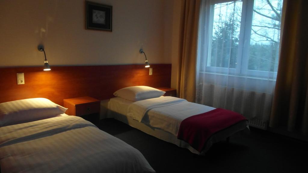 Hotel Julianow Warszawa Eksteriør bilde