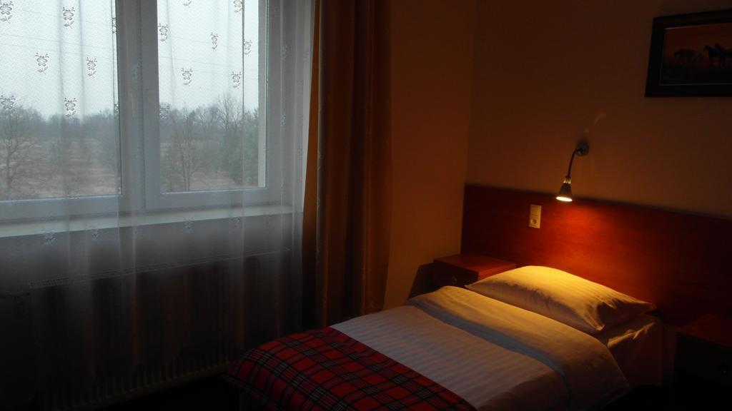 Hotel Julianow Warszawa Eksteriør bilde