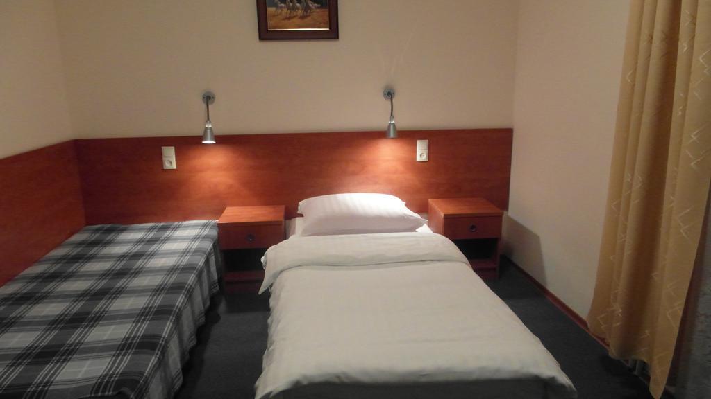Hotel Julianow Warszawa Rom bilde